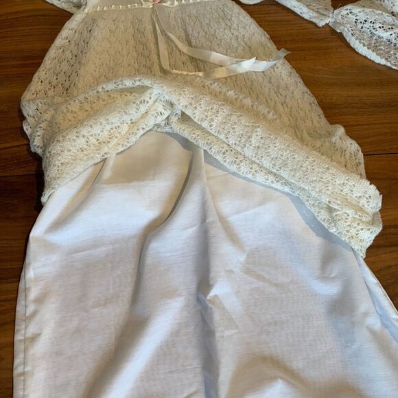 Baby's Christening/layette/wedding gown, hand made, full lining, cap, EUC. - Picture 10 of 15